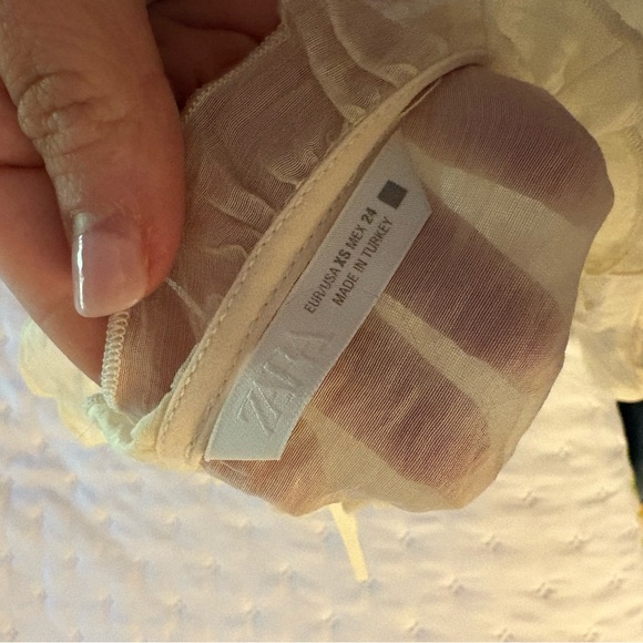 ZARA RUFFLE TOP - Picture 7 of 7